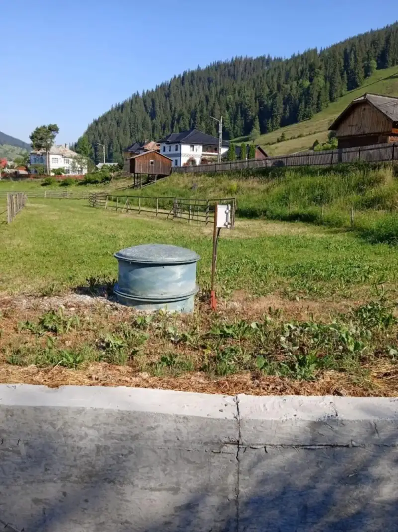 Montaj stație de epurare ECO TANK în groapă pregătită de beneficiar
